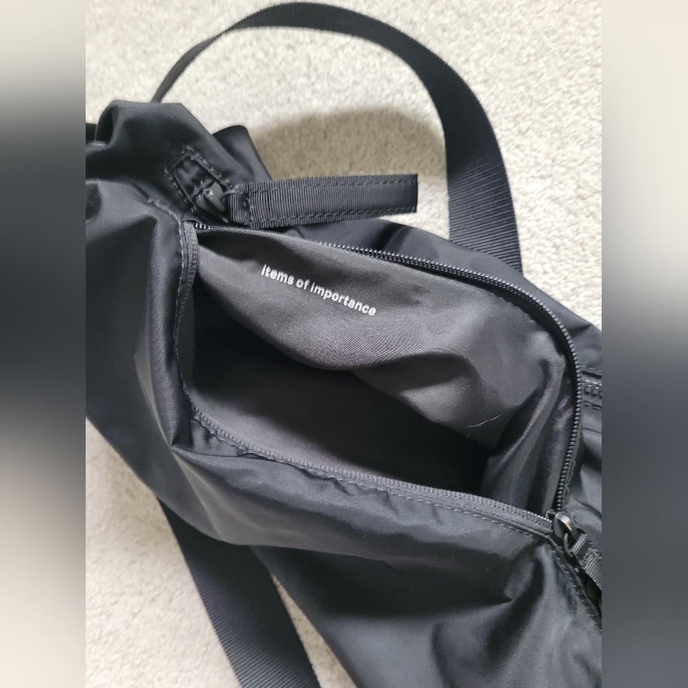 LULULEMON Adjustable Yoga Bag - Picture 5 of 8